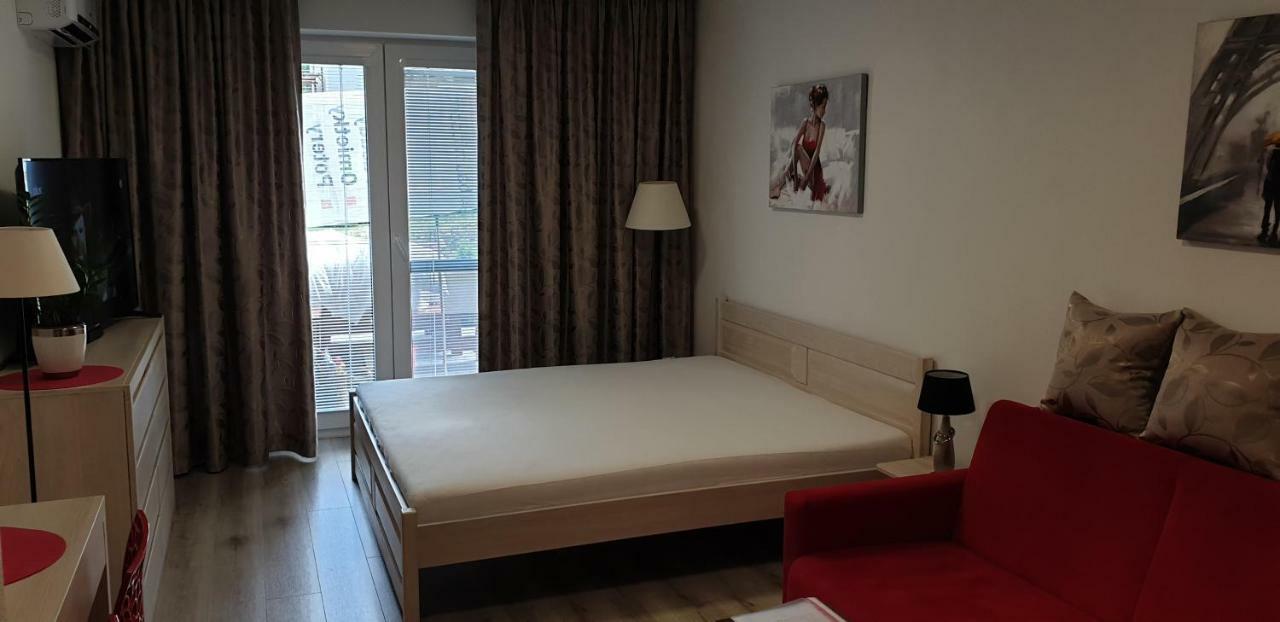 Apartmanovy Dom Diamond Apartman Sima Подгайска Экстерьер фото